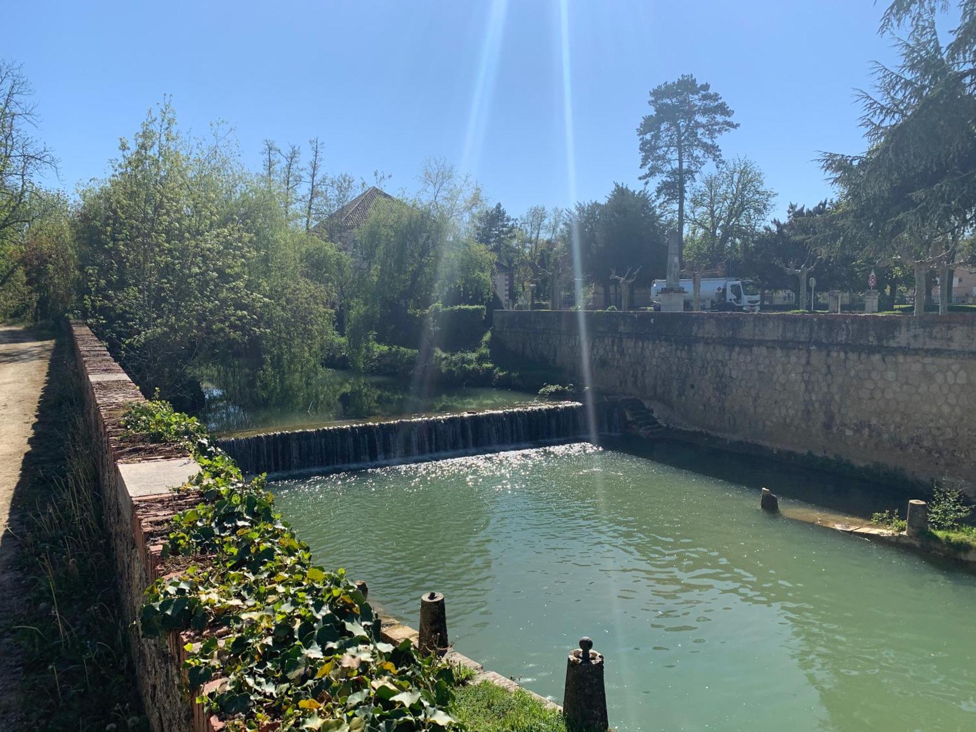 Residence "Les Fontaines" Des Thermes De Castéra-Verduzan Buitenkant foto
